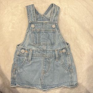 O ld Navy 3-6 month Jean Dress overalls